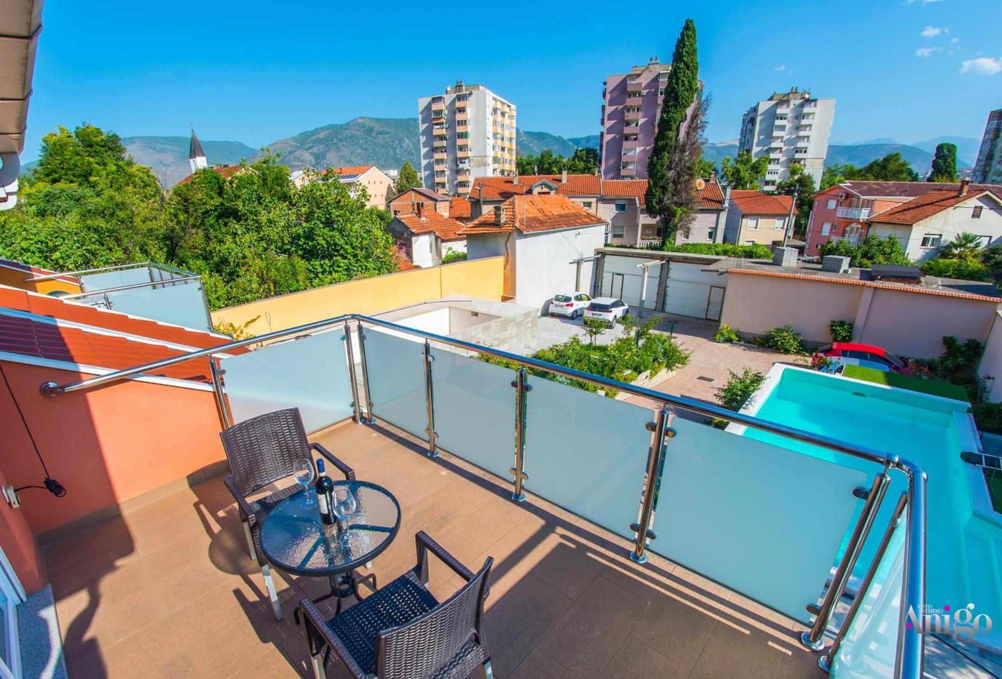 Apartments Enigma - With Private Parking Mostar Exterior foto