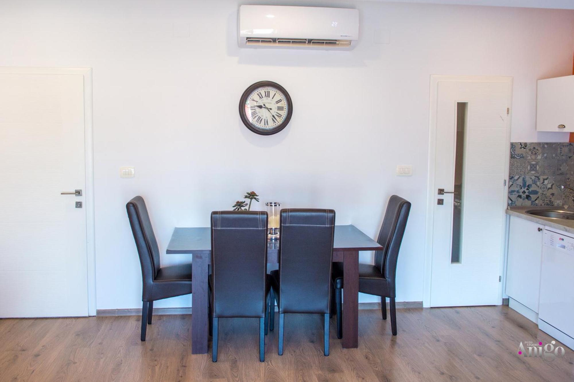 Apartments Enigma - With Private Parking Mostar Exterior foto