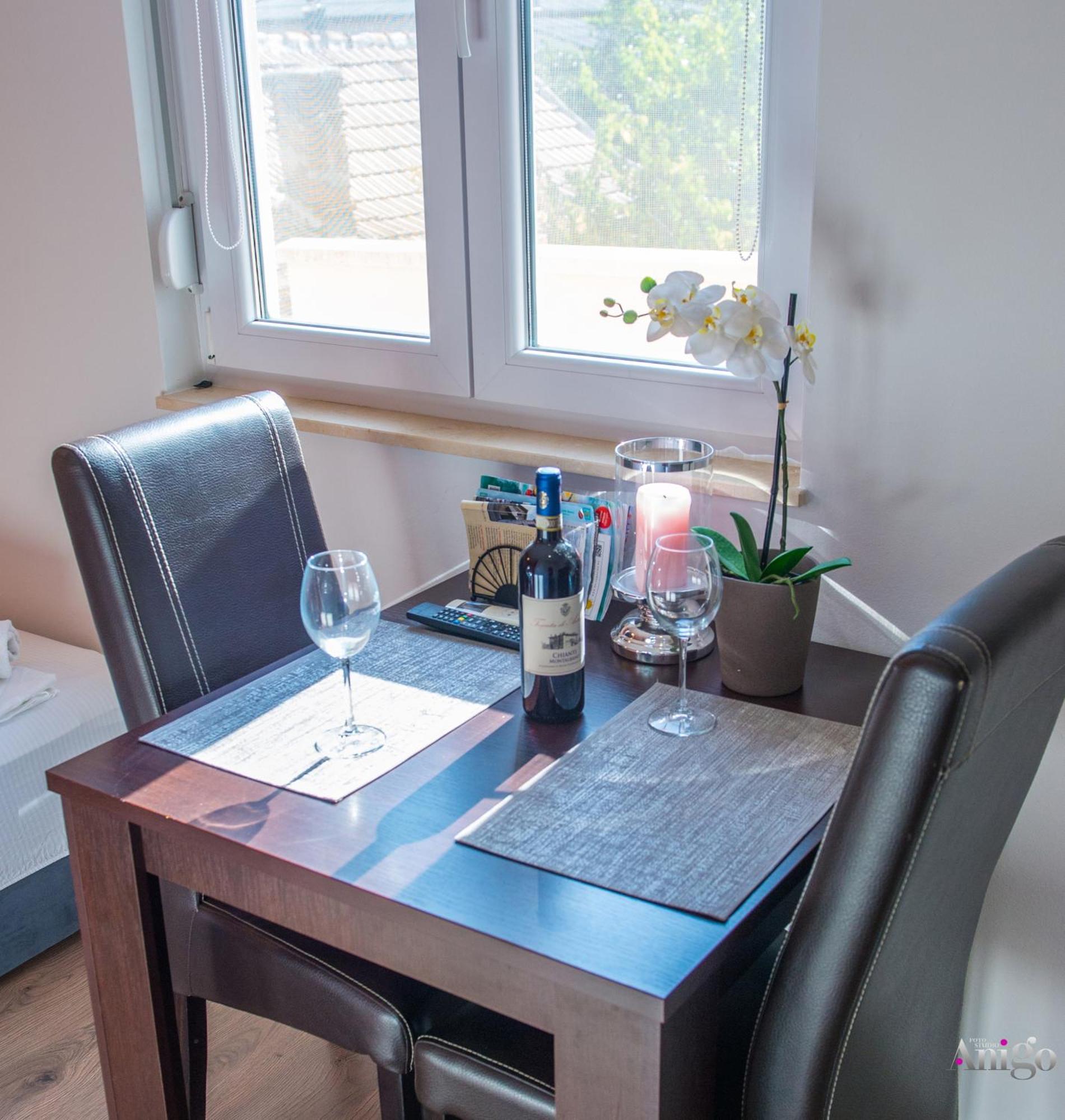 Apartments Enigma - With Private Parking Mostar Exterior foto